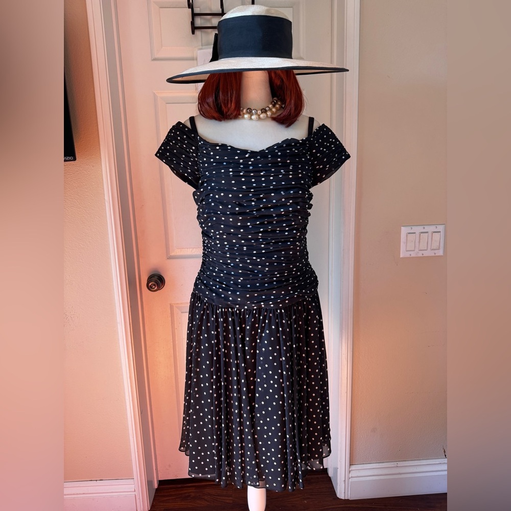 Vintage A.J Bari Polka dots off shoulder dress size 12